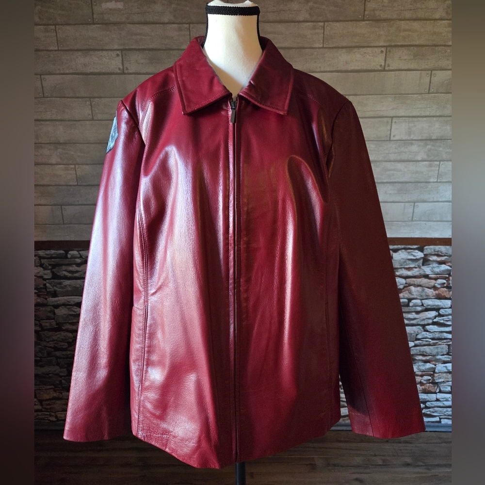 VTG.WORTHINGTON, "GENUINE LEATHER" Handpainted Billy From Jigsaw/saw
